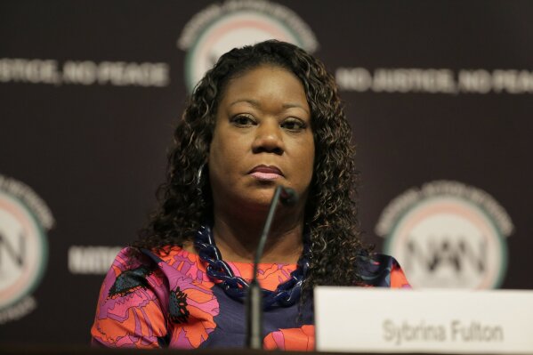 
              FILE - In this April 3, 2019 photo, Sybrina Fulton participates in a panel at the National Action Network Convention in New York. Fulton, a mother who turned to activism after the slaying of her black teen son Trayvon Martin, has announced she is running for office in Miami. The Miami Herald reports Fulton will be entering the race to join the 13-member board of Miami-Dade County commissioners. Fulton said in a Saturday, May 18 statement that she would continue working to end gun violence. She will challenge Miami Gardens Mayor Oliver Gilbert for the seat that is up for grabs in 2020 because of term limits.  (AP Photo/Seth Wenig, File)
            