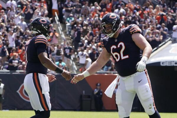 QB Justin Fields rallies Bears to 20-13 win over Dolphins