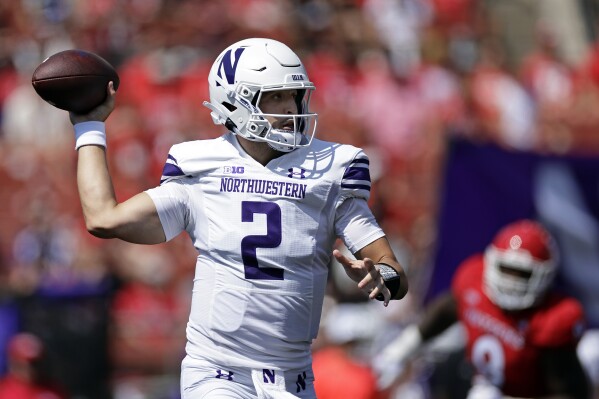 Cincinnati QB Ben Bryant transfers to Northwestern