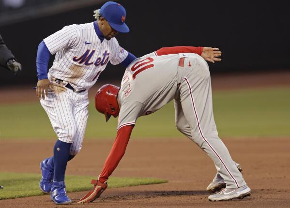 Yankees and Mets could battle it out for J.T. Realmuto