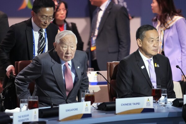 Morris Chang, representing Taiwan, left, and Thailand's Prime Minister Srettha Thavisin, arrive for a informal dialogue and working lunch at the annual Asia-Pacific Economic Cooperation summit, Thursday, Nov. 16, 2023, in San Francisco. (AP Photo/Godofredo A. Vásquez)