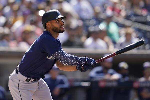 Padres beat Mariners for second straight game, ending Spring