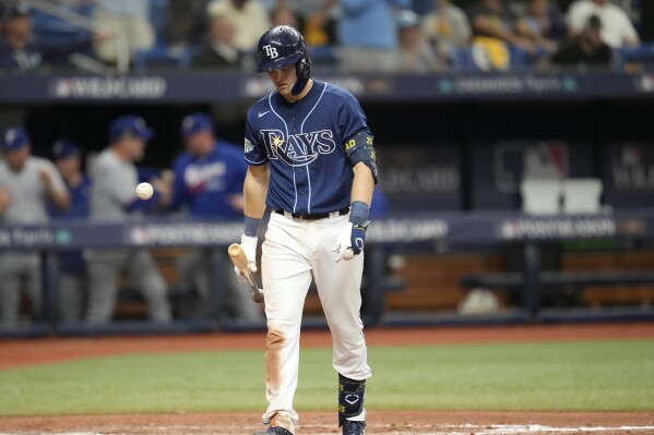 Rays clinch home-field advantage in playoffs with 7-0 win