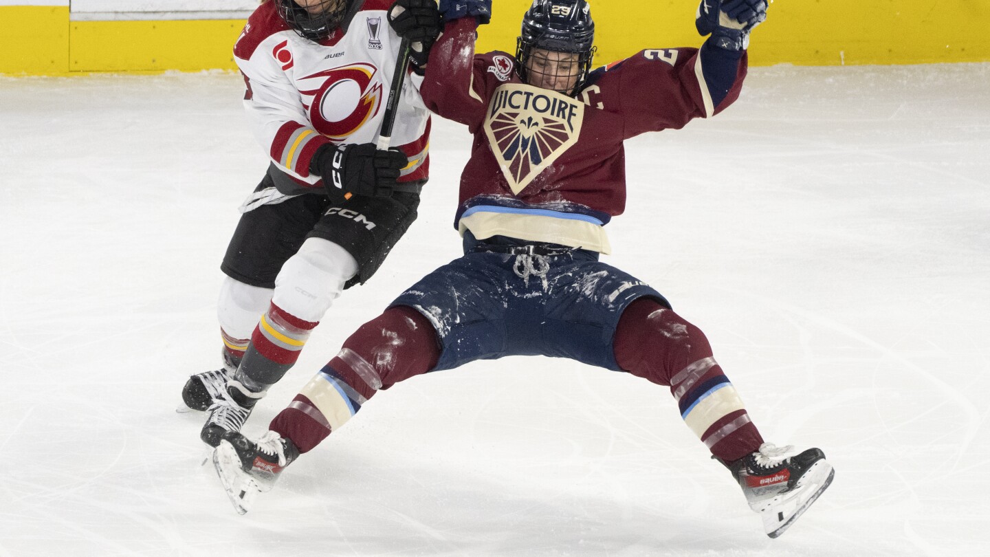 Ottawa Charge Beat Montreal Victoire 3-2 in PWHL Semifinal Opener