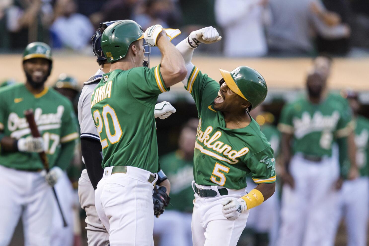 Kemp's tiebreaking home run in eighth lifts Athletics over Yankees