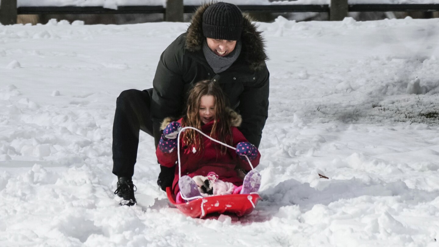 Краят на затварянето на училища? Ню Йорк използва онлайн обучение, а не снежен ден. Не мина добре