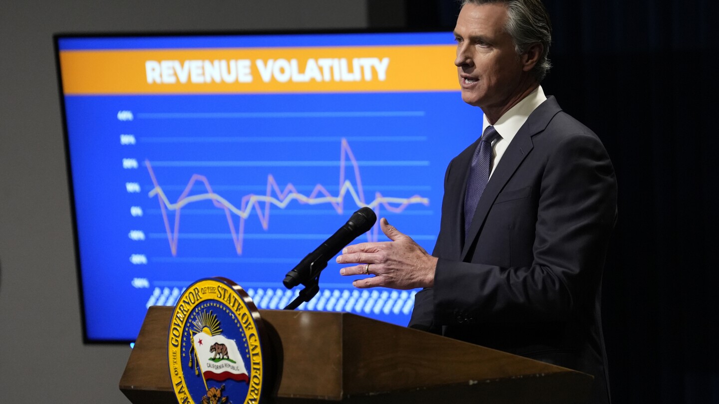 Бюджетният дефицит на Калифорния вероятно е нараснал. Губернаторът Гавин Нюсъм ще разкрие своя план за справяне с проблема