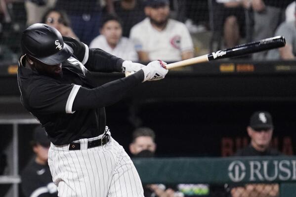 Yoan Moncada strikes out swinging., 07/11/2022