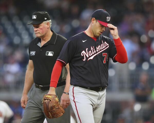 Juan Soto stole Ozzie Albies' batting gloves in retaliation for out