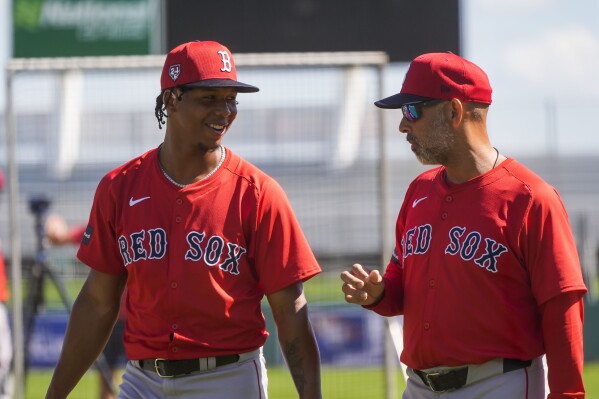 Red Sox righthander Brayan Bello's offseason plan included getting stronger  and seeking out Pedro Martinez for some tips - The Boston Globe