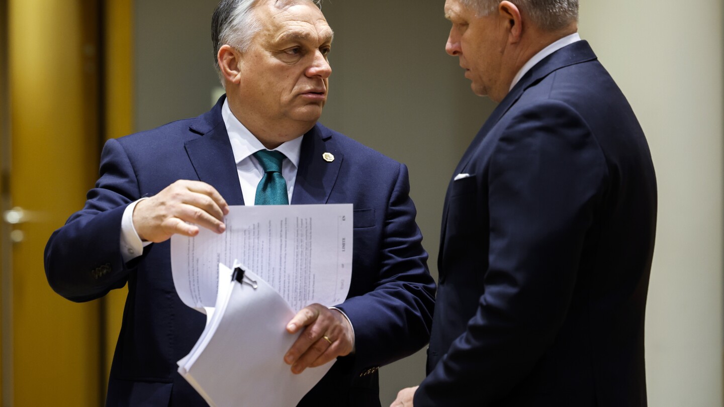 БУДАПЕЩА Унгария АП — Двупартийна група от американски законодатели настоява