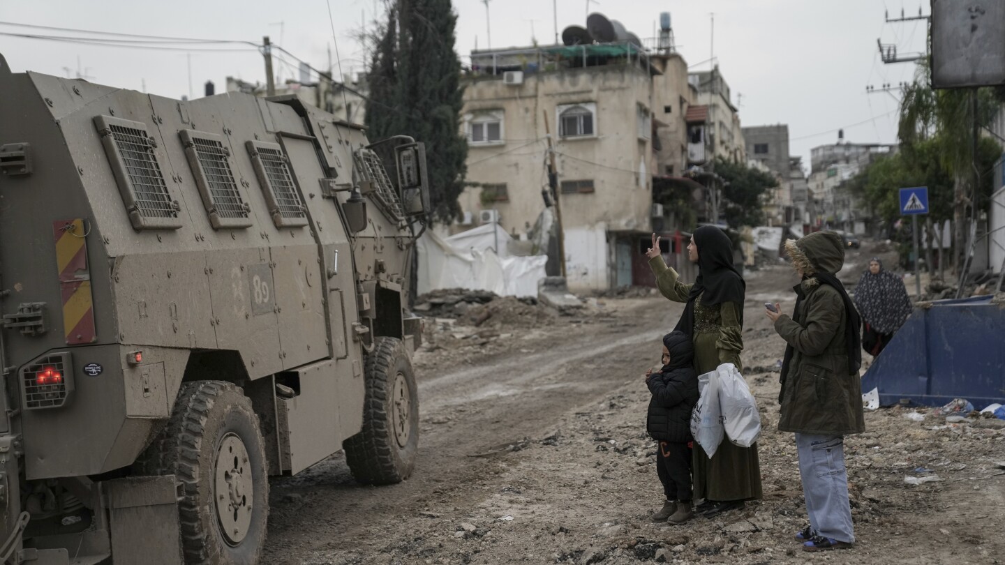 Üst düzey İsrailli yetkililer arasında Gazze'de Hamas'a karşı yürütülen savaşın nasıl ele alınacağı konusunda anlaşmazlıklar ortaya çıktı