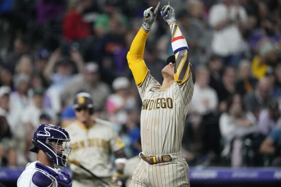 McMahon HR, 4 RBIs, Rockies rally past skidding Padres 8-4