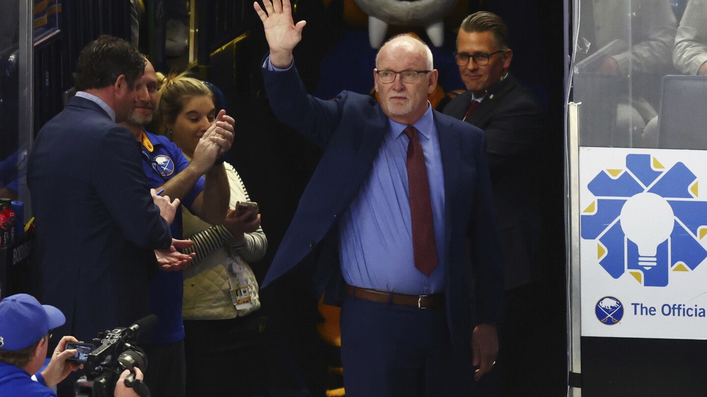 Lindy Ruff Celebrates 600th Win as Buffalo Sabres Coach Amid Future Hopes