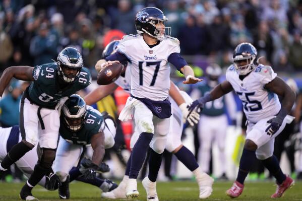 Tennessee Titans' Ryan Tannehill looks to pass during the second half of an NFL football game against the Philadelphia Eagles, Sunday, Dec. 4, 2022, in Philadelphia. (AP Photo/Matt Rourke)