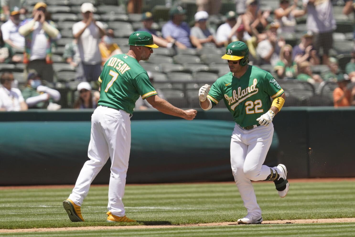 Matt Chapman, Oakland Athletics 3B, out for season with hip injury