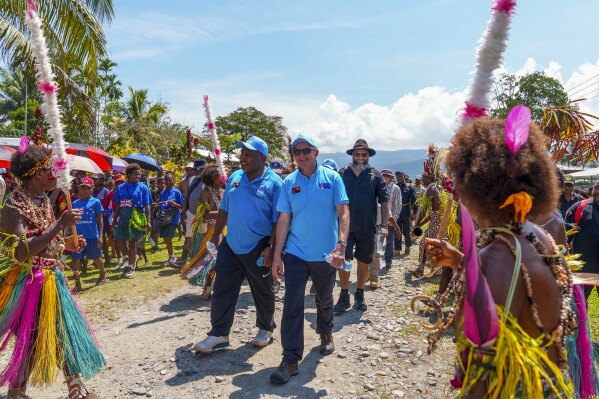 Papua April 2025 Holidays