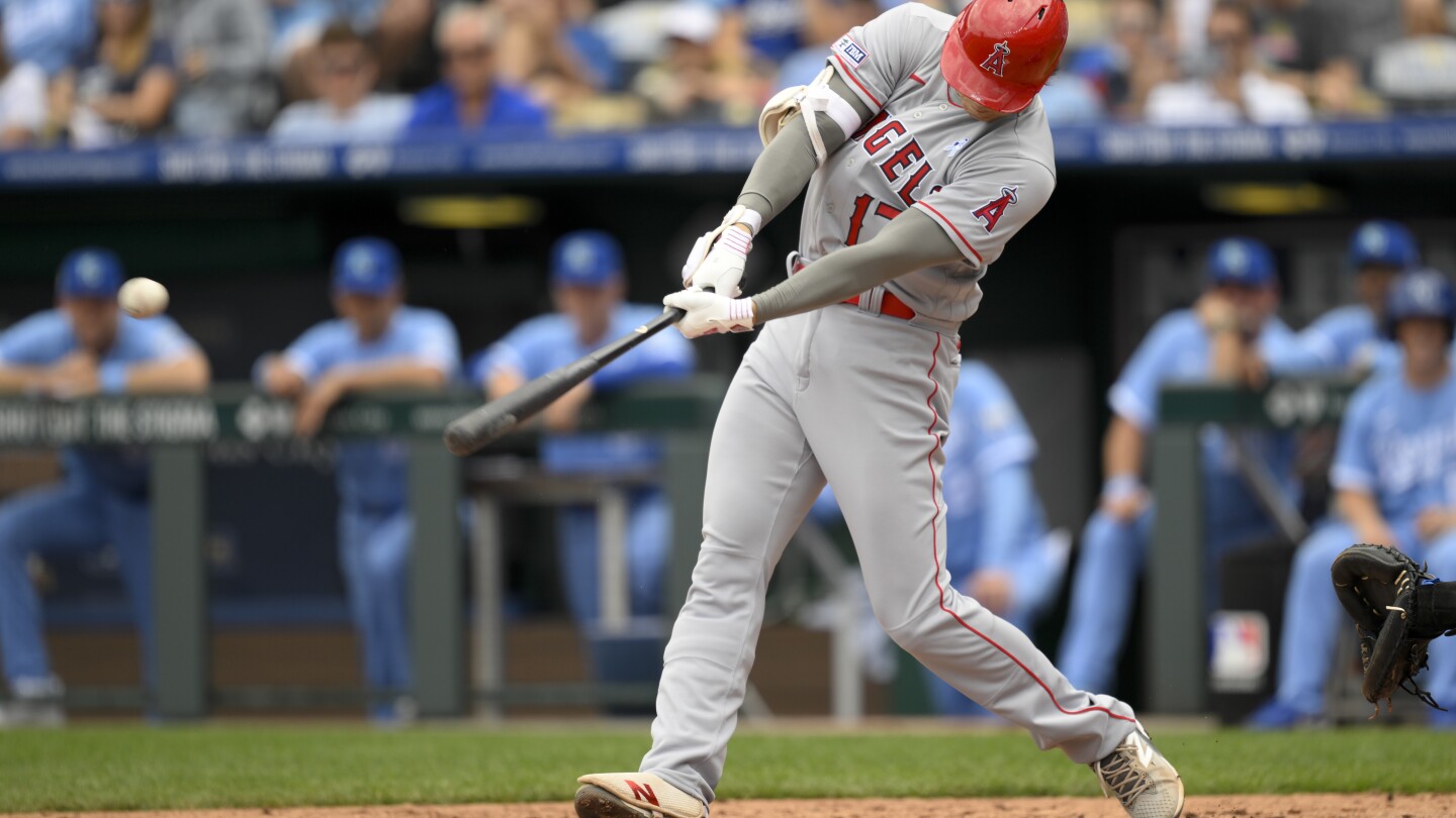 Ward, Trout, Ohtani hit 3 straight HRs, Angels beat Royals 4-3