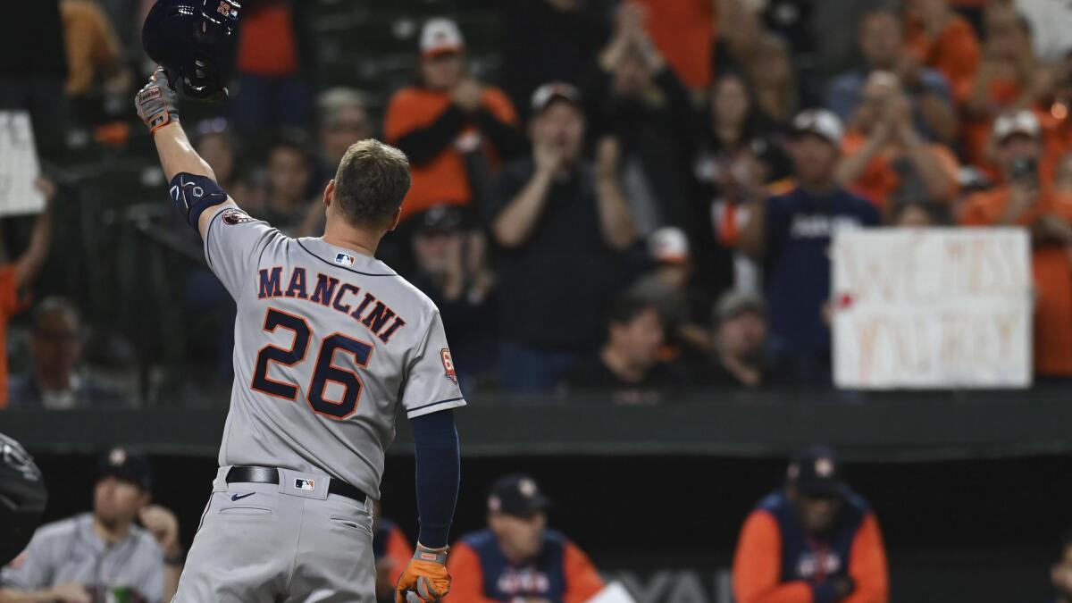 Houston Astros' Trey Mancini receives warm welcome in return to Baltimore -  ESPN