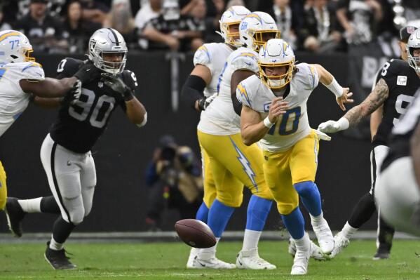 Chargers Defense Saves The Day Over Raiders - Canyon News