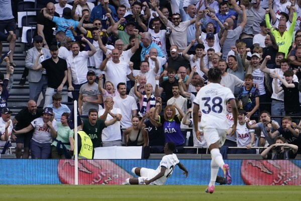 Tottenham 2-0 Manchester United - Ange Postecoglou enjoys first home  Premier League victory for Spurs - Eurosport