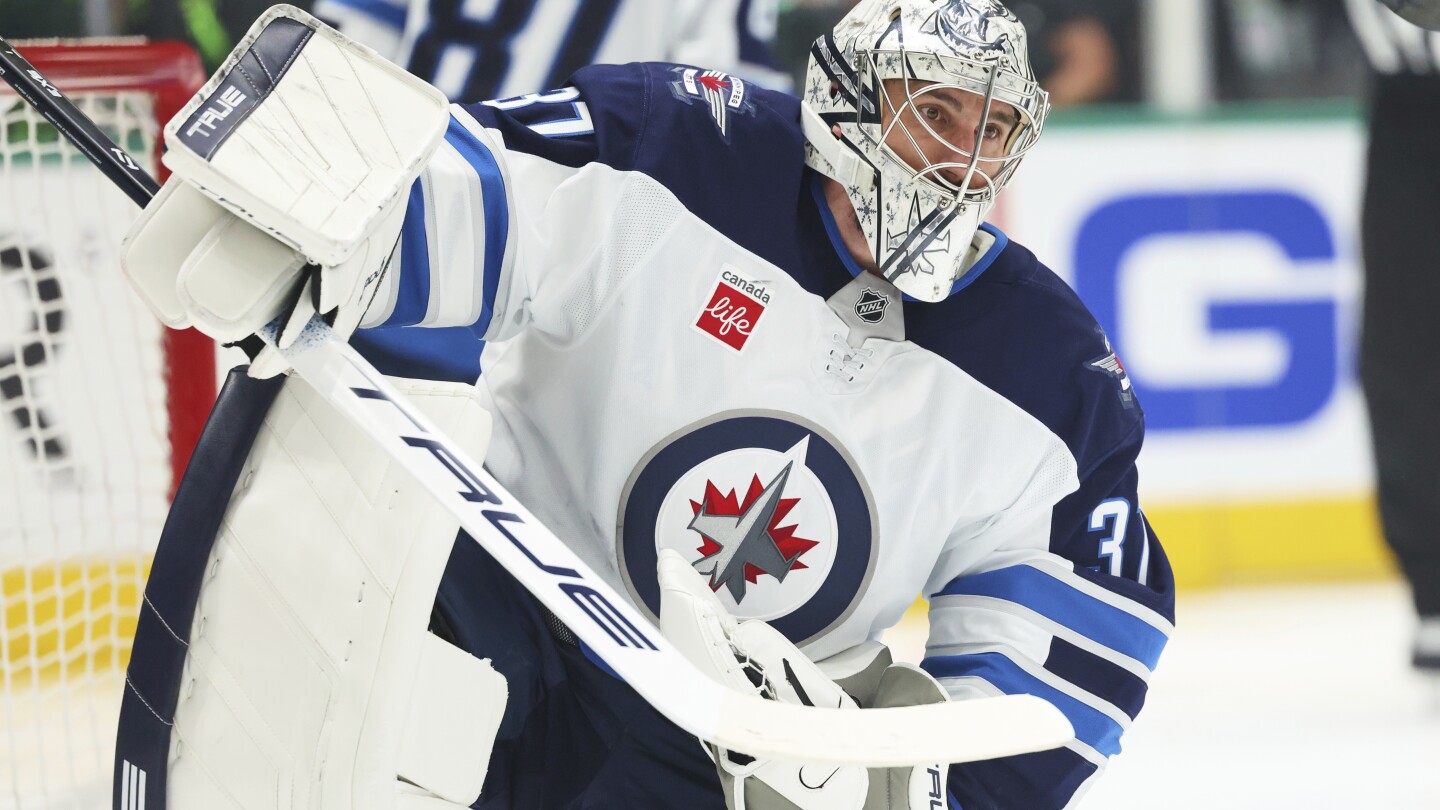 Winnipeg Jets' Connor Hellebuyck Wins Hart, Vezina Trophies