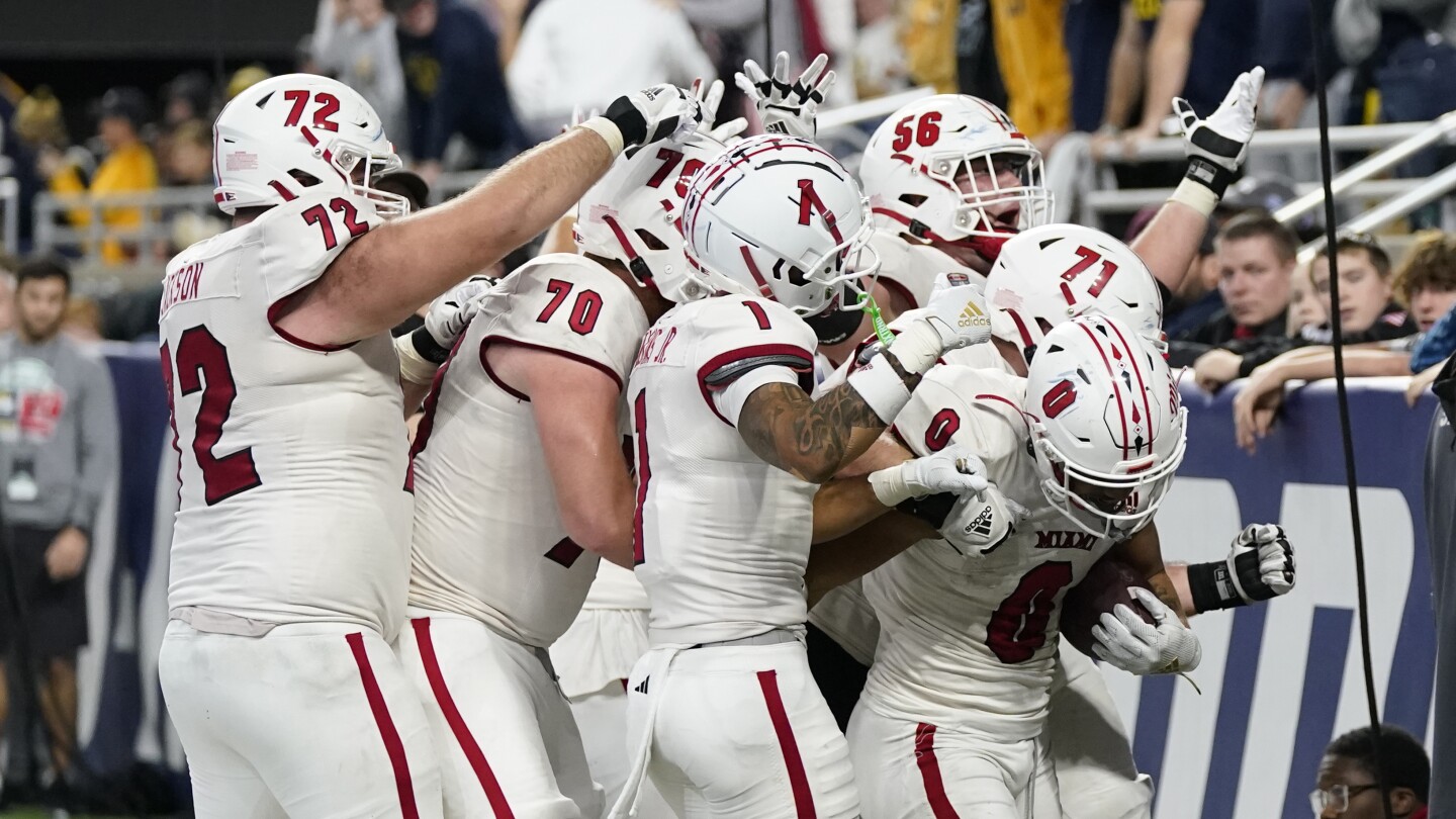 Miami (Ohio) beats No. 23 Toledo 23-14 to win MAC championship