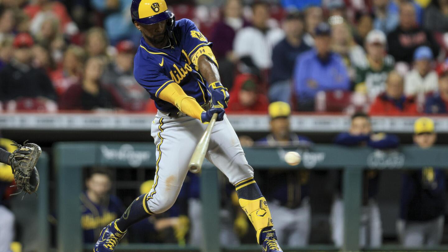 Andrew McCutchen leads Brewers to 5-3 win over Reds - Brew Crew Ball