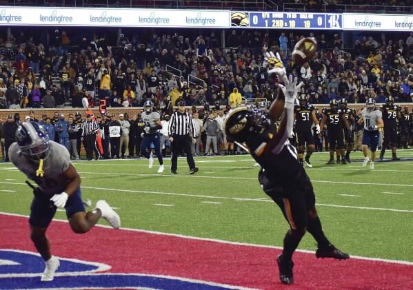 Frank Gore Jr. steps in at QB, helps lead Southern Mississippi to second  win of season