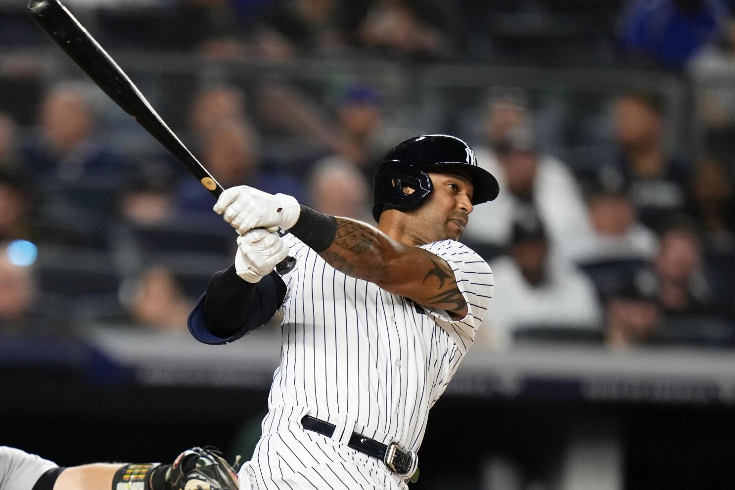 Yankees: 3 center fielders who could replace Aaron Hicks this