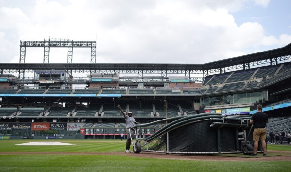 Giants-Rockies postponed by weather; doubleheader set for Saturday - The  San Diego Union-Tribune
