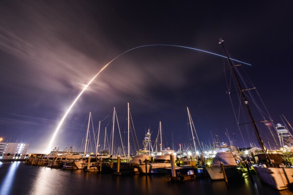 United Launch Alliance launches its next-generation Vulcan rocket on its maiden flight at 2:18 a.m. EST Monday Jan. 8, 2024, from Launch Complex 41 at Cape Canaveral Space Force Station in Florida. (Malcolm Denemark/Florida Today via AP)