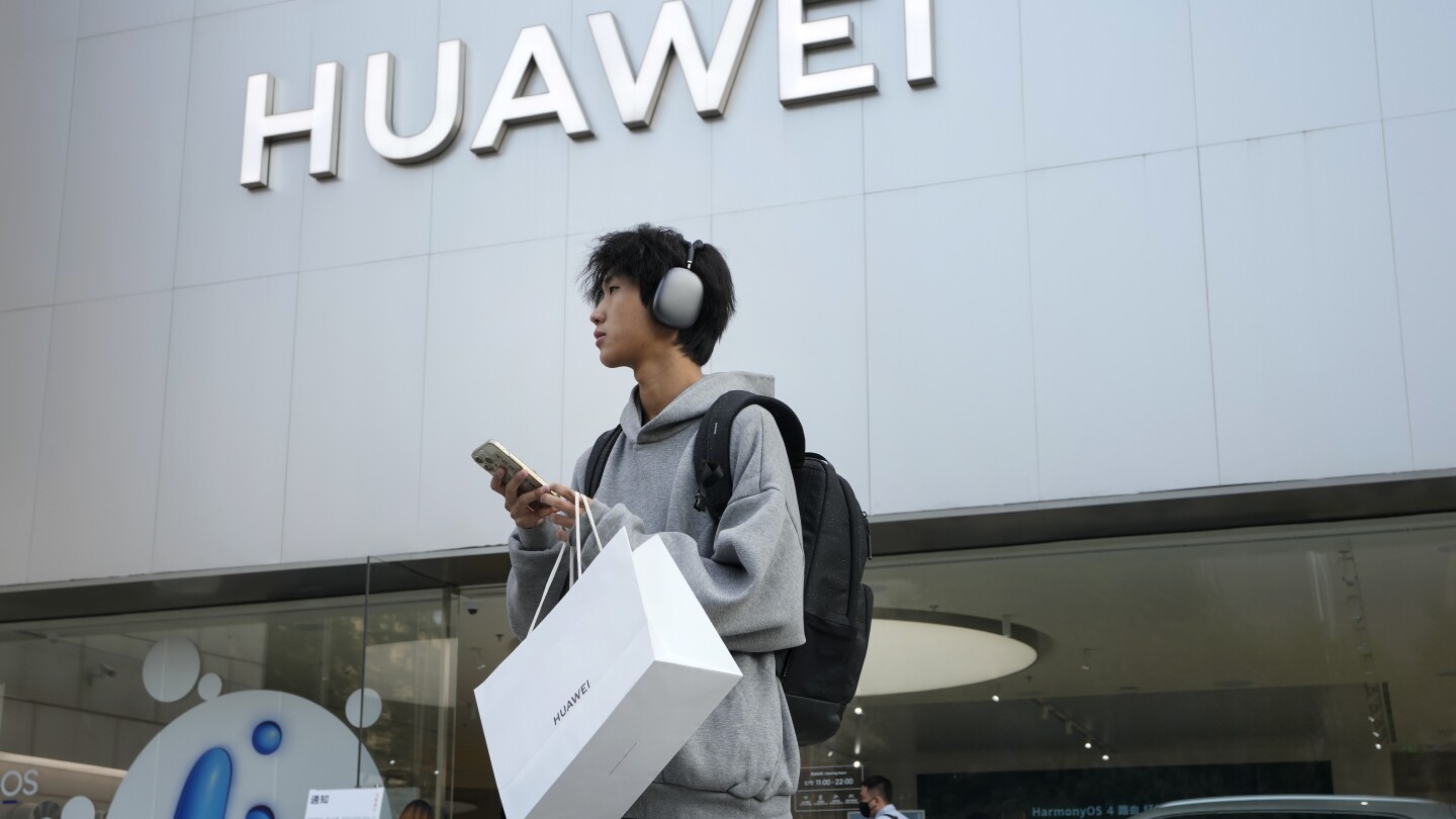Taiwan adds China’s Huawei and SMIC to export control list