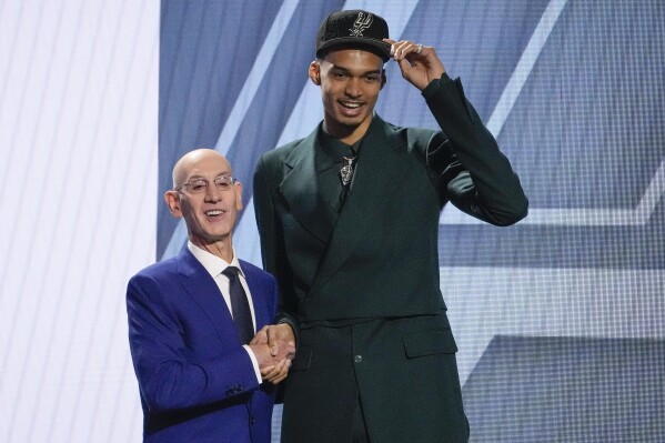 Which high schools have produced the most first round NBA Draft picks?
