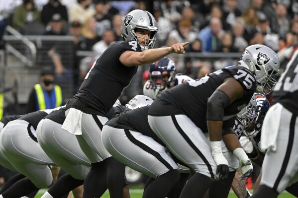 Derek Carr's emotions emerge after Raiders lose to Colts