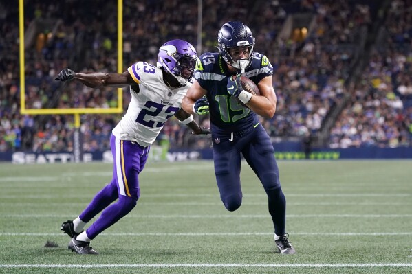 NFL preseason picks: Rookies in spotlight for Vikings vs. Seahawks