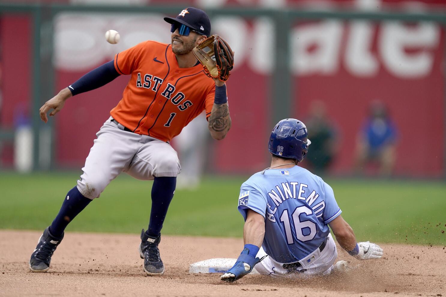 Aledmys Díaz sparks Astros in win over Royals