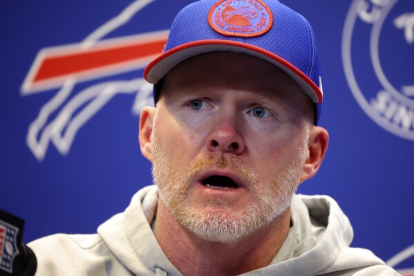 Critics begin turning up the heat on Bills coach McDermott after latest  last-minute collapse | AP News