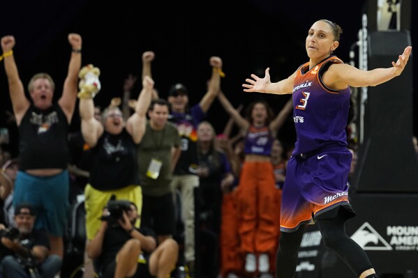 Diana Taurasi becomes first WNBA player to reach 10,000 points