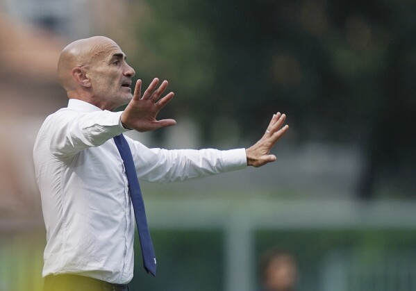 Paolo Montero gives instructions in Sassuolo, Italy, on June 2, 2023. Juventus Under-19 coach Paolo Montero will take charge of the senior team for the final two matches of the season after Massimiliano Allegri was fired last week. The 52-year-old Montero has never coached a Serie A team and will take charge of his first training session on Sunday before the team plays at Bologna the following day. (Spada/LaPresse via AP)