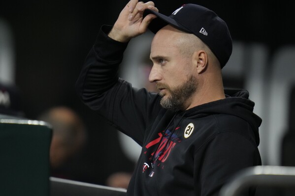 Twins manager Rocco Baldelli goes on leave to be with his wife for the  birth of twins | AP News
