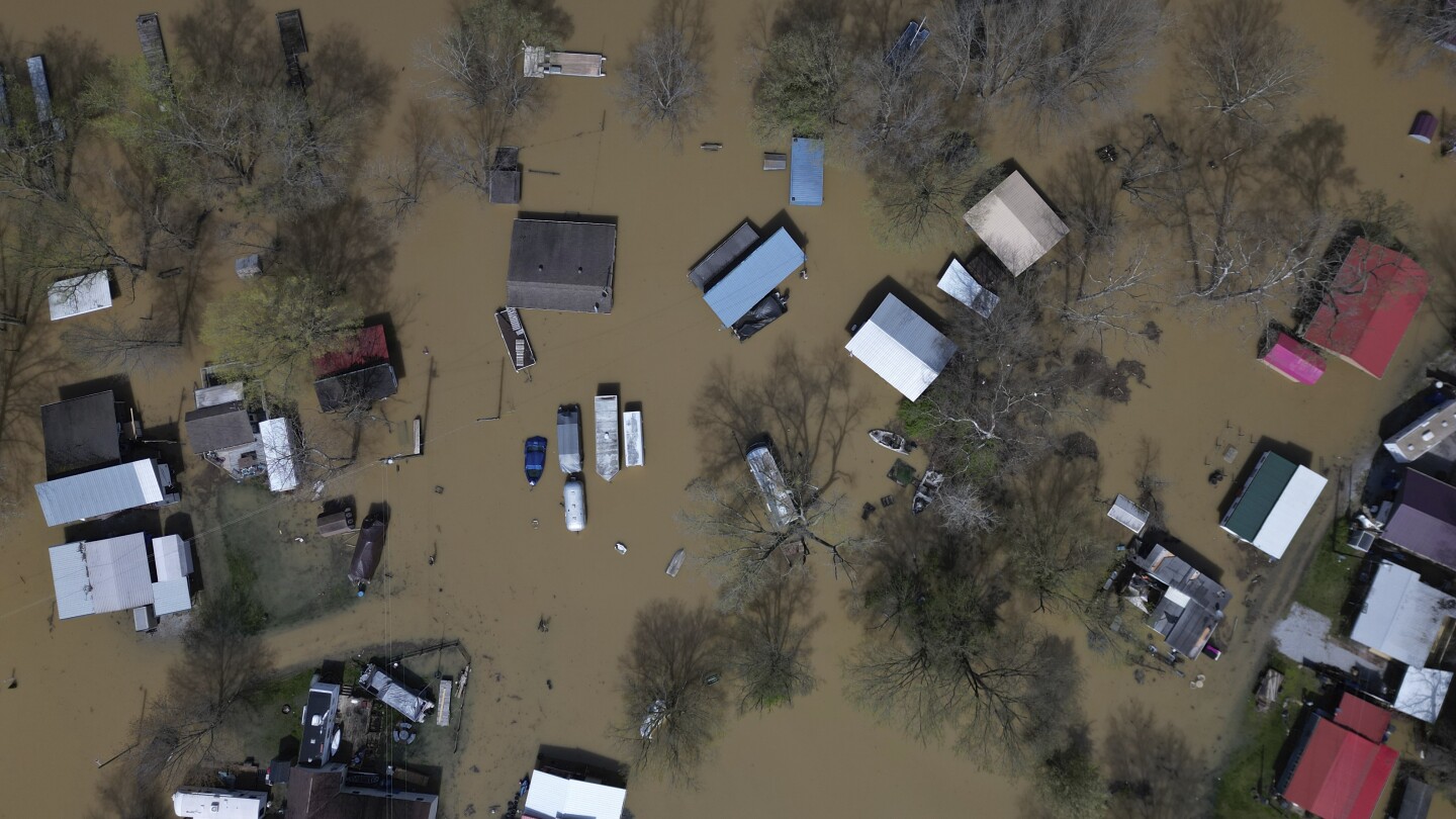 AP PHOTOS: Swollen rivers flood towns in the US South and Midwest