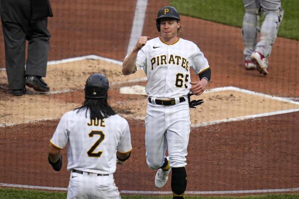 Pirates re-acquire first baseman/outfielder Connor Joe from