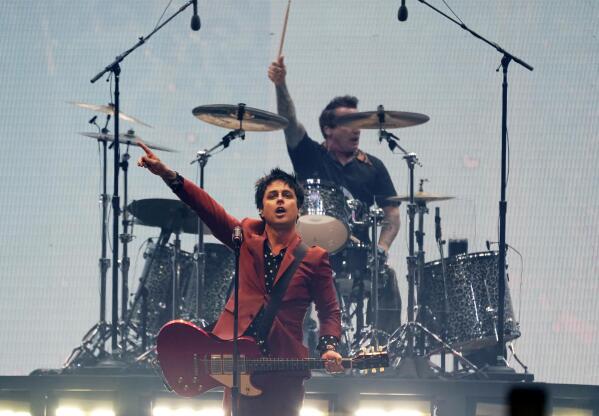 Green Day, Miley Cyrus span decades in pre-Super Bowl show