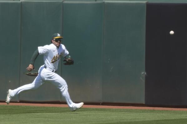 Randal Grichuk drives in 5, Toronto Blue Jays beat Oakland A's 10-4 for  series split 