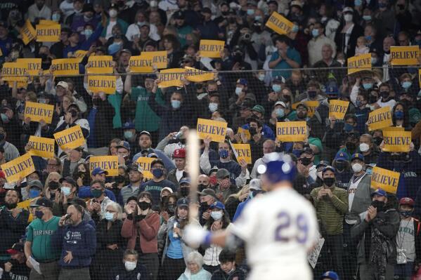 Angels comeback comes up short in loss to Seattle Mariners