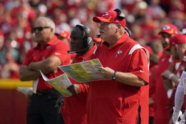 Does anyone know what year this sideline hat is from? : r/KansasCityChiefs