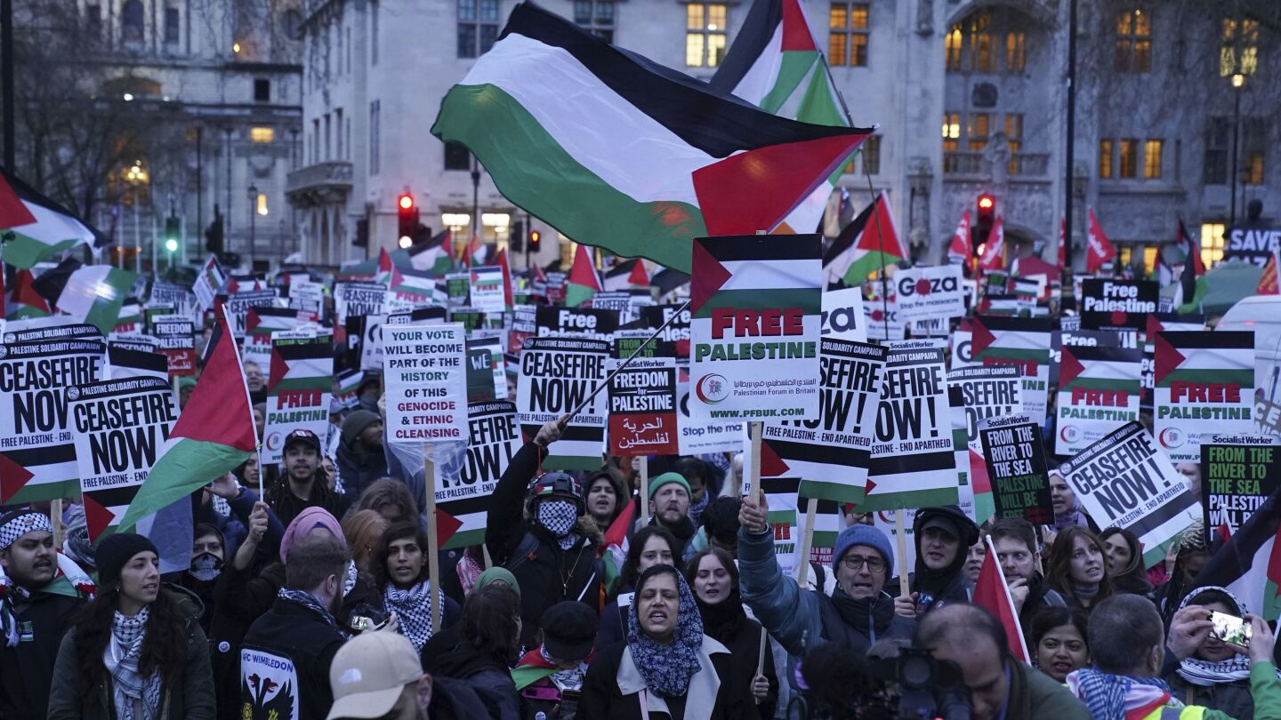 Опитът на законодателите на Обединеното кралство да гласуват за прекратяване на огъня в Газа се превърна в хаос