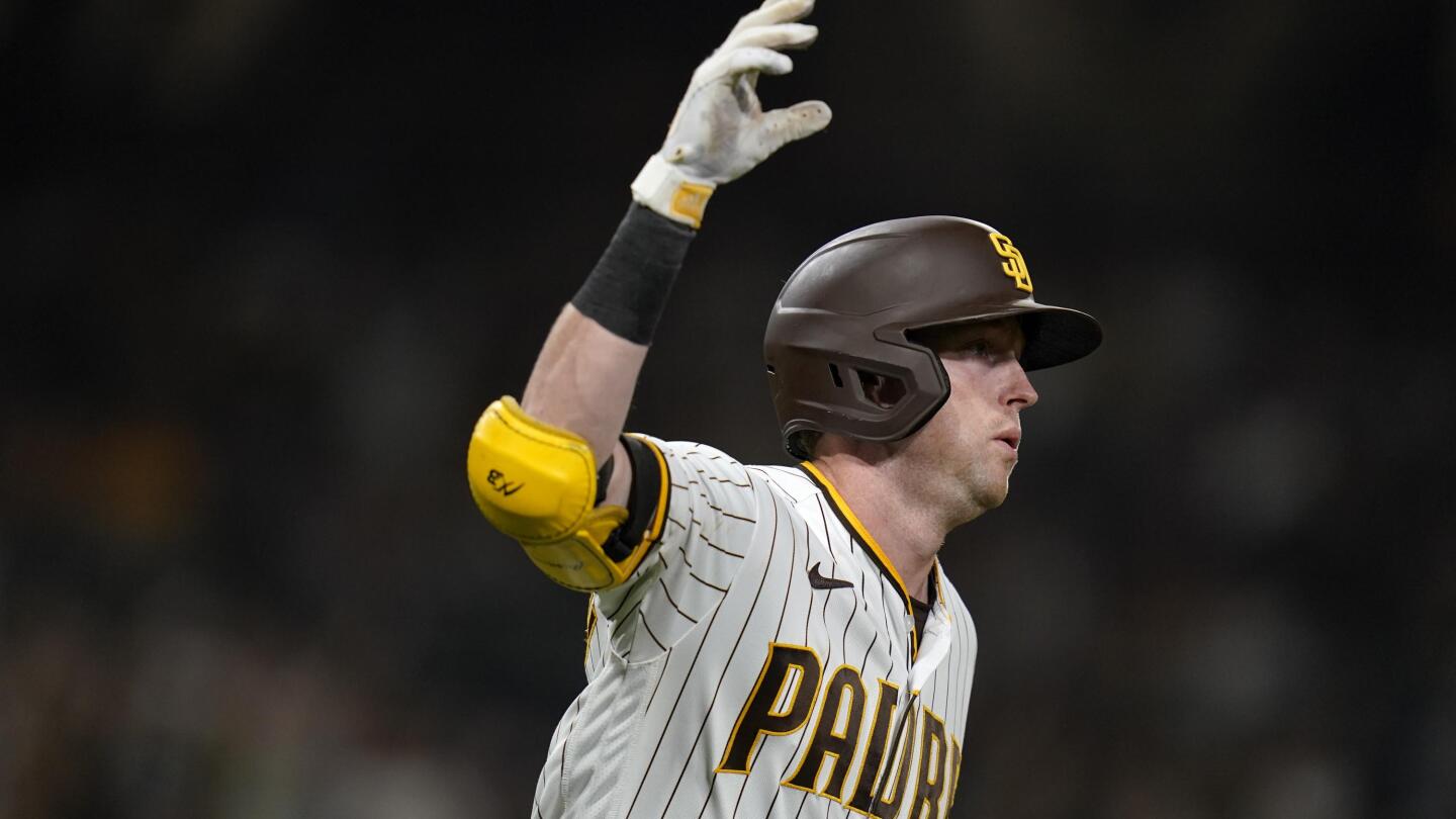 Cronenworth hits for cycle, Padres rout Nationals 24-8 - WTOP News