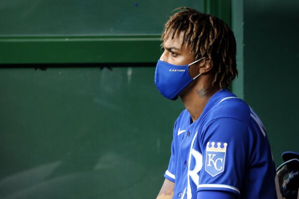 Spring training fans boo Will Smith (no, not that one) at Dodgers-Rangers